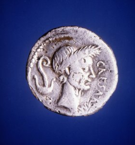 ジュリアス・シーザー - ローマのコイン 作： Roman