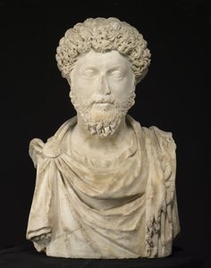 皇帝マルクスアウレリウスの肖像、2日後半（大理石） 作： Roman