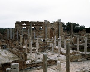 2世紀にハドリアヌス帝のもとで建設された公衆浴場 作： Roman
