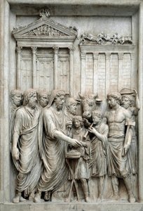 ローマ皇帝マルクス・アウレリウスがジュピター神殿の前で犠牲になっている様子（161～180年頃、ローマ）（大理石のレリーフ