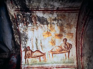 ローマ時代の芸術。「ヤコブの息子ヨセフの夢」 4世紀のフレスコ画。ローマ、ヴィア・ラティーナのカタコンベ - ローマの芸術。ヨセフの夢。フレスコ画、紀元4世紀。イタリア、ローマ、ラティーナ通りのカタコンブ 作： Roman