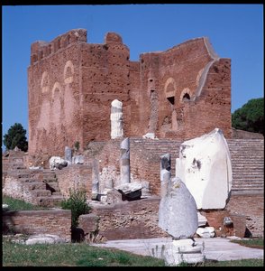ローマ美術：オスティアの考古遺跡、議事堂跡の風景 作： Roman