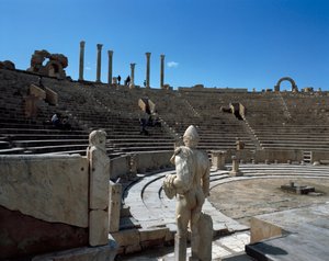 劇場の様子 作： Roman