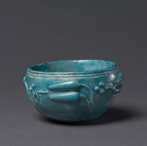 蓮のつぼみの装飾が施されたボウル、エジプト、1-200 作： Roman Imperial Period