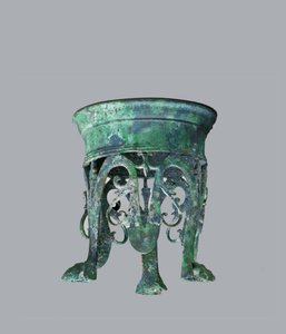 ブロンズスタンド 作： Roman Imperial Period