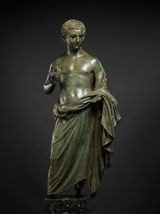 貴族の少年のブロンズ像 紀元前27年～紀元後14年（ブロンズ 作： Roman Imperial Period