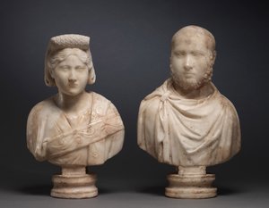 貴族の男性の肖像画の胸像と貴族の女性の肖像画の胸像、c.270-280（大理石） 作： Roman Imperial Period