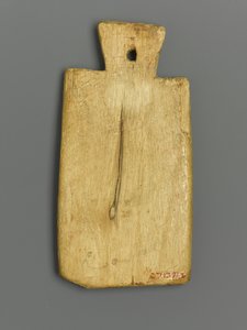 ギリシャ語の碑文が付いたミイラタグ（木と顔料） 作： Roman Period Egyptian