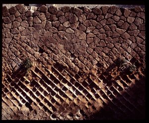 ローマ時代の建築物（opus mixtumまたはOpus vagecumとOpus compositum）の細部 紀元前5世紀～紀元後1世紀 作： Roman Roman