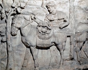 ローマのアート。"A mullet load of loot" トラヤヌス帝（53-117）の時代に建設されたローマのトラヤヌスの列柱（Colonna Traiana）の浅浮彫りを再現した1862年の型。トラヤヌスの柱は、トラヤヌス帝（53-117）の戦勝を記念して建てられました。 作： Roman Roman