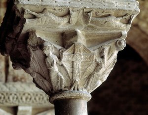 栄光の十字架を表す資本（彫刻