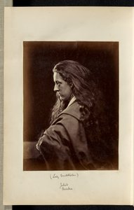 "ジュリエット・メデア "役のミドルトン夫人 作： Ronald Ruthven Leslie Melville