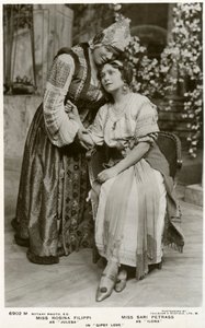 Rosina FilippiとSari Petrass、女優、c1912。 作： Rotary Photo