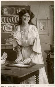 Zena Dare、イギリスの女優、c1900年代。 作： Rotary Photo