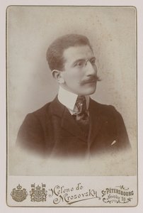 画家レオン・バクスト（1866-1924）の肖像 作： Russian Photographer