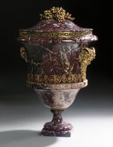 花瓶のペア、1790年頃