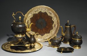 紅茶とコーヒーのサービス、おそらくデミドフのワークショップ、ウラル山脈、1770年頃 作： Russian School