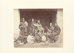 ダージリン；ブーテ人とネパール人のグループ 作： Samuel Bourne