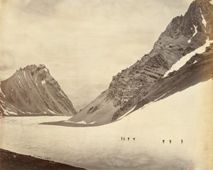 マニルン峠、1860年代。 作： Samuel Bourne