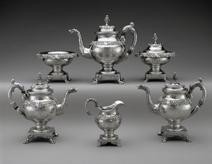 ティー・アンド・コーヒー・サービス 1824-1829年頃（銀製 作： Samuel Kirk