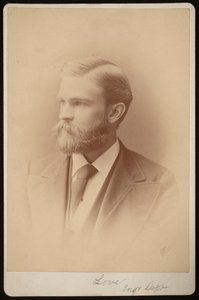 身元不明の男の肖像、1876 年から 1880 年の間。 作： Samuel Montague Fassett