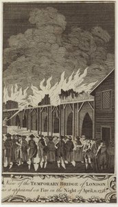 1758年4月11日の夜に炎上したロンドンの臨時橋の眺め