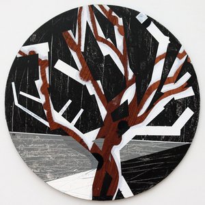 Twixt Heaven & Earth IV-B (円形ボードにアクリル) 作： Sara Hayward