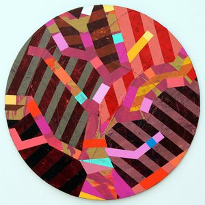 Twixt Heaven & Earth VII-A (円形ボードにアクリル) 作： Sara Hayward