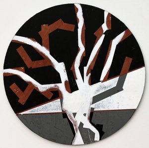 Twixt Heaven & Earth XII-B（アクリル、円形ボード 作： Sara Hayward