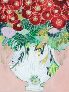 鮮やかな花柄の花瓶