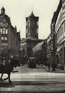ベルリンRathaus; Town Hall (モノクロ写真) 作： Sasha Stone