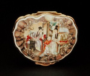 貝の形をしたスナッフボックスの蓋、乾隆時代（1736-95）1760年頃（磁器）（210139も参照 作： School Chinese
