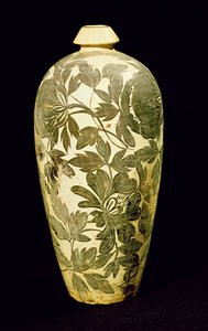 黒彩花卉文梅瓶 宋時代（960～1279）（陶磁器