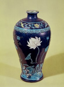 明代三彩花瓶(磁器) 作： School Chinese
