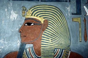 ルクソール、テーベ：王家の谷エジプト第19王朝のファラオ、ホレムヘブの墓。 作： School Egyptian