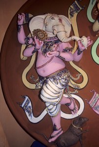 象の頭を持つガネーシュ神の偶像（石膏） 作： School Indian