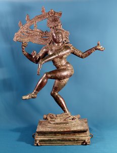 シヴァナタラージャ、チョーラ朝、11世紀後半（ブロンズ） 作： School Indian
