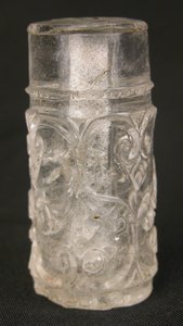 装飾的要素、9～10世紀（彫刻された岩石のシスタル 作： School Islamic