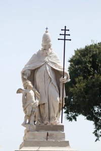 聖シルベスター像（イタリア・ロンバルディア州マントゥア、ユネスコ世界遺産登録、2008年 作： School Italian