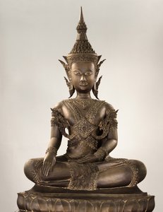 王家の装束をまとった等身大の仏陀（ブロンズ 作： School Siamese