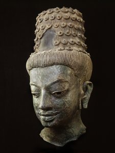 菩薩の巨頭（ブロンズ 作： School Thai