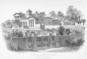 グラスゴーのホルムウッドの外観（彫刻 作： Scottish School