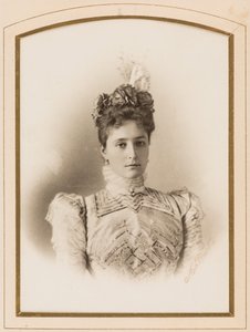 Elisabeth Fiodorovna de Russie (Elisabeth de Hesse Darmstadt) (1864-1918) - ラインのヘッセ王女、ロシアの大公エリザベート フョードロヴナ、レヴィツキー、セルゲイ リヴォヴィッチ (1819-1898)。 アルブミンの写真。 プライベートコレクション 作： Sergei Lvovich Levitsky