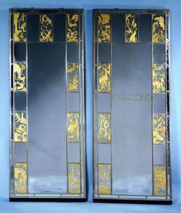 サーカスのシーンを備えたOrreforsミラードアのペア 作： Simon Gate