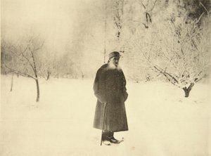ロシアの作家レオトルストイ、冬の散歩、1900年代 作： Sophia Andreevna Tolstaya