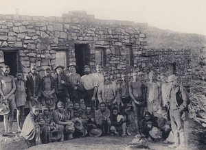 マイニンググループ（モノクロ写真 作： South African Photographer