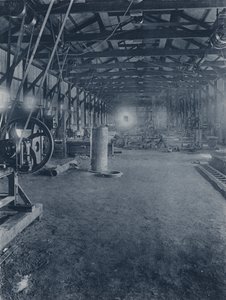 内部、フィッターズショップ、Geldenhuis Deep Level Gold Mining Company (bw photo) 作： South African Photographer