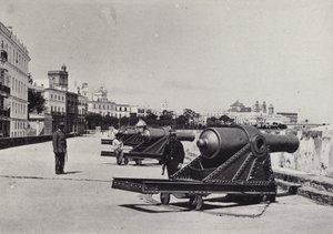 カディス：サンカルロスの砲台（モノクロ写真 作： Spanish Photographer