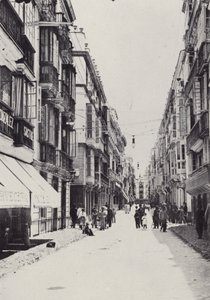 カディスアンチャ通り(モノクロ写真) 作： Spanish Photographer