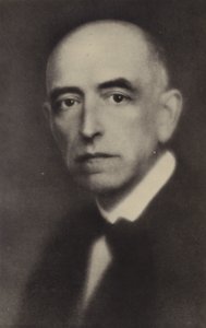 マヌエル・デ・ファリャ、スペインの作曲家（1876-1946）（モノクロ写真）